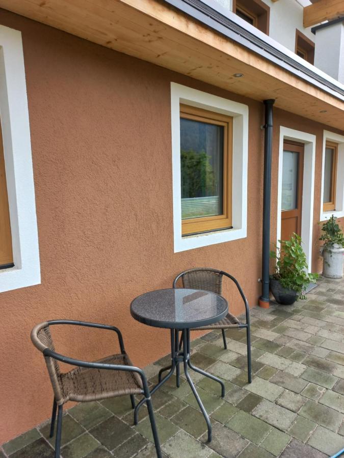 Premhof Apartment Радщат Екстериор снимка